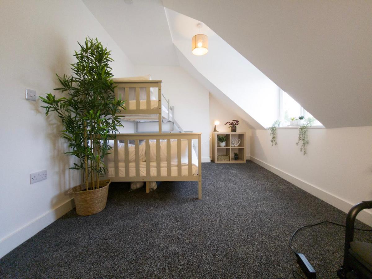 Principality Suites; Three Bed By Property Promise คาร์ดิฟฟ์ ภายนอก รูปภาพ